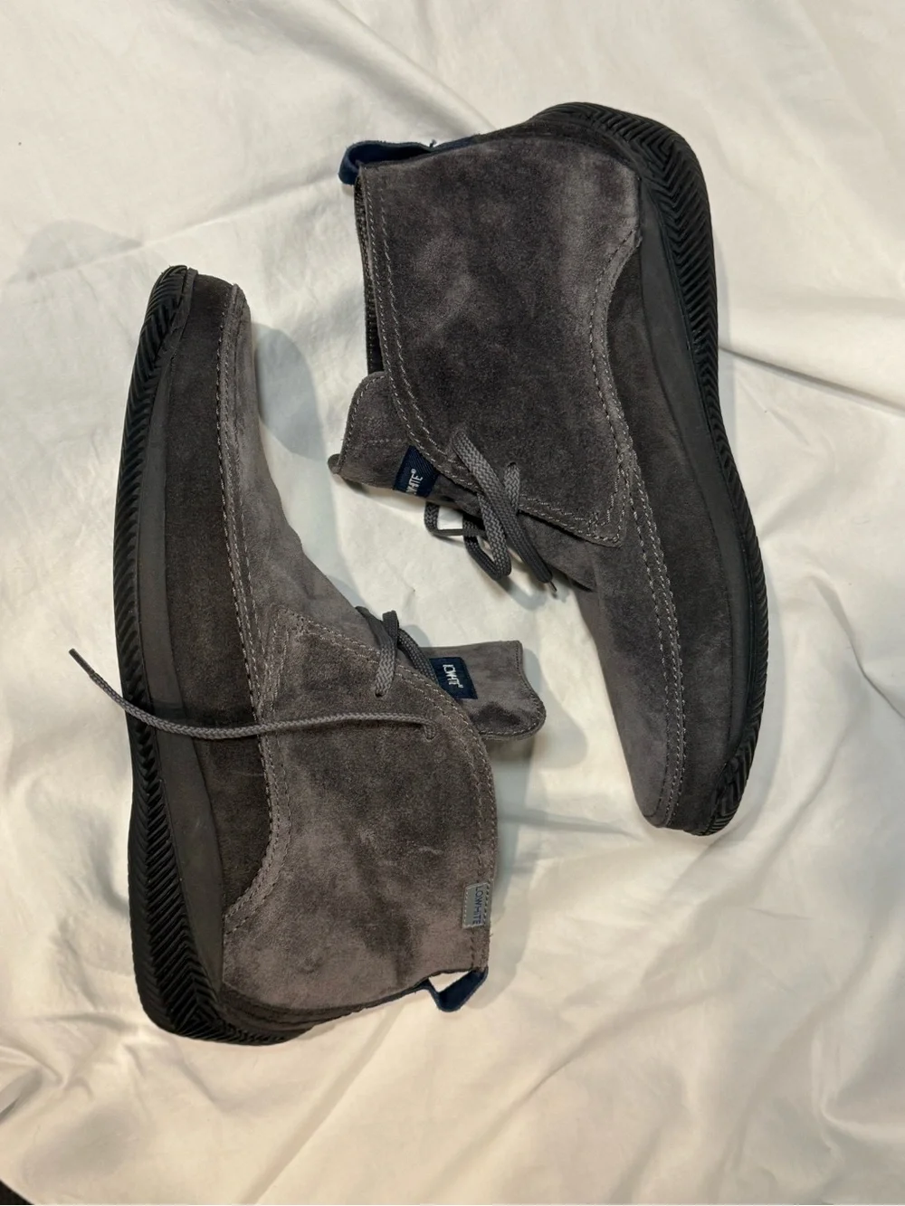 LOWHITE dark gray
